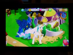 Size: 800x600 | Tagged: safe, imported from derpibooru, princess celestia, princess luna, 3d, butt wings, game, gameloft, looking at you