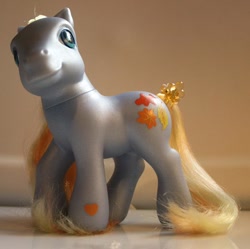 Size: 706x703 | Tagged: safe, imported from derpibooru, autumn skye, g3, irl, photo, solo, toy
