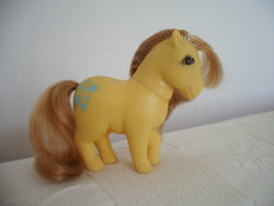 Size: 1600x1200 | Tagged: safe, imported from derpibooru, butterscotch (g1), g1, irl, photo, solo, spain, spanish, toy, variant