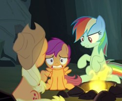 Size: 609x506 | Tagged: safe, imported from derpibooru, screencap, applejack, rainbow dash, scootaloo, earth pony, pegasus, pony, campfire tales, animation error, campfire, cave, extra legs, female, filly, fire, foal, literal fifth leg, mare, scared