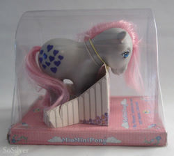 Size: 610x547 | Tagged: safe, imported from derpibooru, snuzzle, box, g1, irl, italy, photo, polly, toy