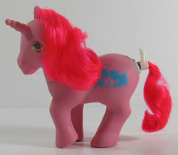 Size: 688x600 | Tagged: safe, imported from derpibooru, photographer:breyer600, tabby, pony, g1, happy tails ponies, irl, photo, solo, tail clip, toy