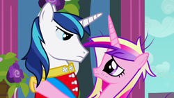 Size: 1280x720 | Tagged: safe, imported from derpibooru, screencap, princess cadance, shining armor, alicorn, pony, unicorn, a canterlot wedding, season 2, cutie mark, fandom, fandom wikia, female, female alicorn, male, male unicorn, marriage, my little pony la magia de la amistad, spanish description, wedding