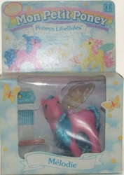 Size: 447x633 | Tagged: safe, imported from derpibooru, photographer:collector1, wingsong, wingsong (g1), flutter pony, french, g1, irl, packaging, photo, text, toy