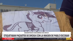 Size: 600x338 | Tagged: safe, imported from derpibooru, oc, donkey, human, chile, cocaine, donkey oc, drugs, irl, irl human, news, package, photo, politics, smuggling