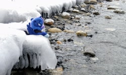 Size: 2048x1231 | Tagged: safe, imported from derpibooru, photographer:pakapaka1993, princess luna, pony, seapony (g4), icicle, irl, japan, photo, plushie, race swap, rock, snow, solo, water, winter