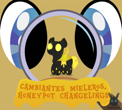 Size: 1260x1130 | Tagged: safe, artist:wheatley r.h., derpibooru exclusive, imported from derpibooru, changeling, comic:cambiantes mieleros, chibi, close-up, comic, extreme close-up, honeypot changeling, magnifying glass, spanish, vector, watermark, yellow changeling