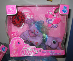 Size: 600x496 | Tagged: safe, imported from derpibooru, holly dash, pinkie pie (g3), pony, unicorn, ages 3+, bootleg, brush, female, g3, g4, hair curlers, mare, mirror, my little horse, photo, styling size, toy