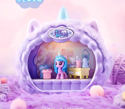 Size: 788x684 | Tagged: safe, imported from derpibooru, izzy moonbow, pony, unicorn, dinosaw, female, g5, horn, mare, merchandise, playset, solo, tail, taobao, toy, unshorn fetlocks